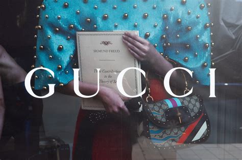 age to work at gucci